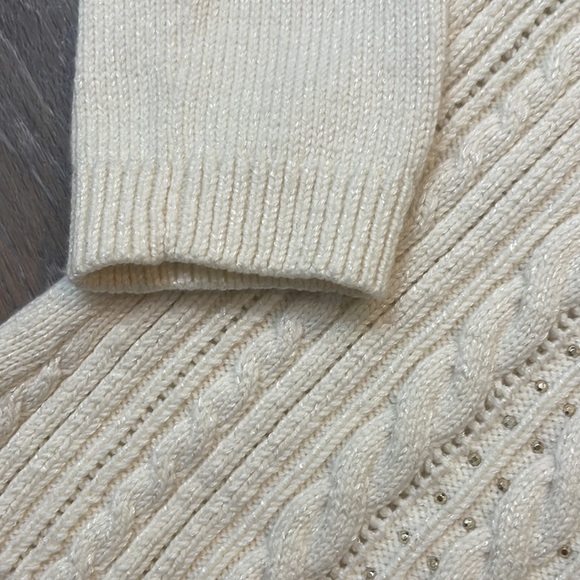 WHBM Rhinestone Embellished Wool Blend Cream Cable Knit Sweater Size Small - Picture 9 of 14